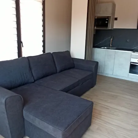 Flower Deluxe Apartment Noja